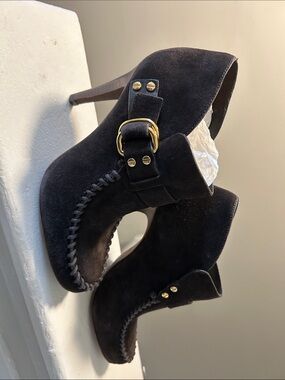 Tory Burch Chocolate /Dark Brown Suede Platform Ankle Pumps with Gold Buckle
